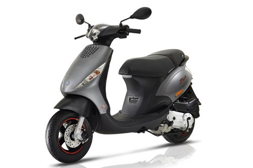 Piaggio Zip 49cc de alquiler en Mazarrón